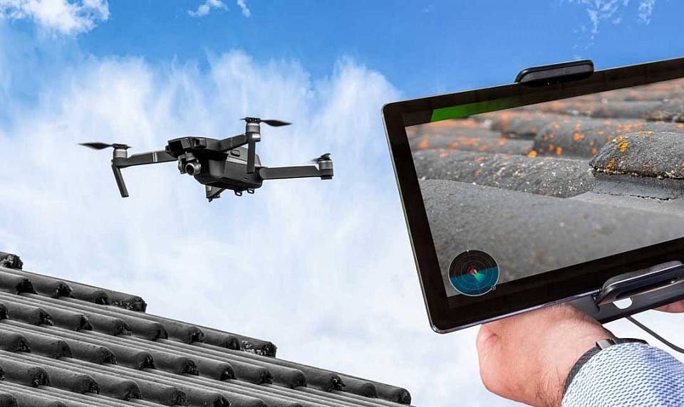 Nouveau vérification de toiture par Drone